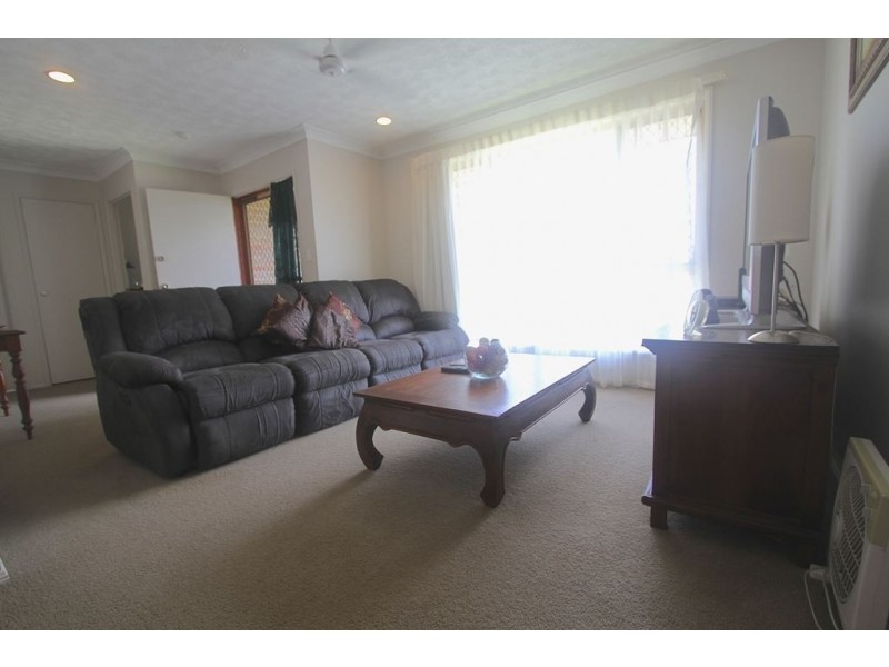 1 Bunbury Court, Elanora QLD 4221