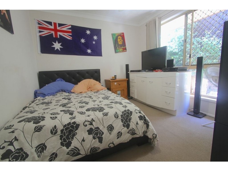 1 Bunbury Court, Elanora QLD 4221