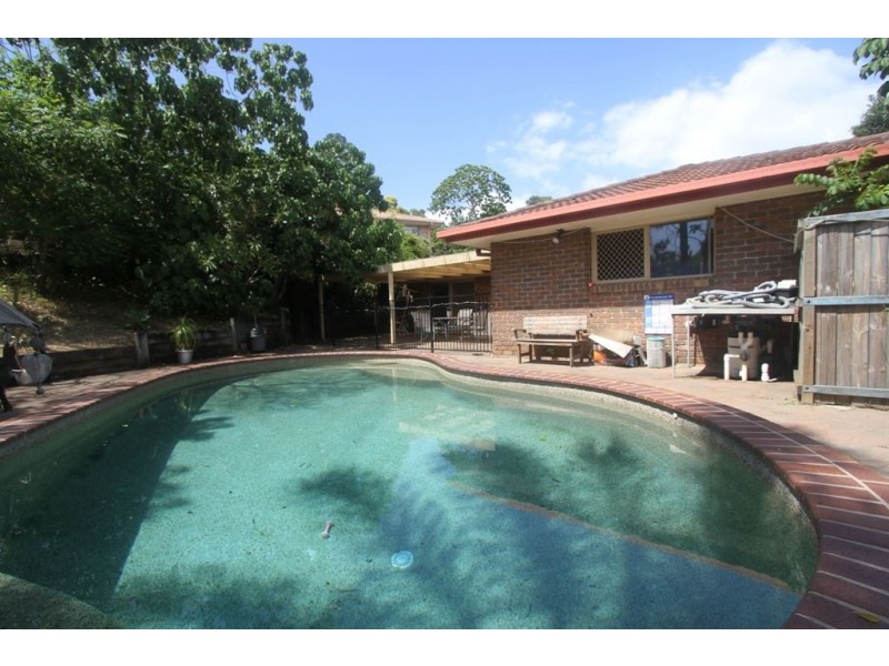 1 Bunbury Court, Elanora QLD 4221