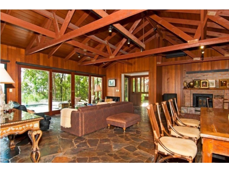 17 Kagoola Drive, Mudgeeraba QLD 4213