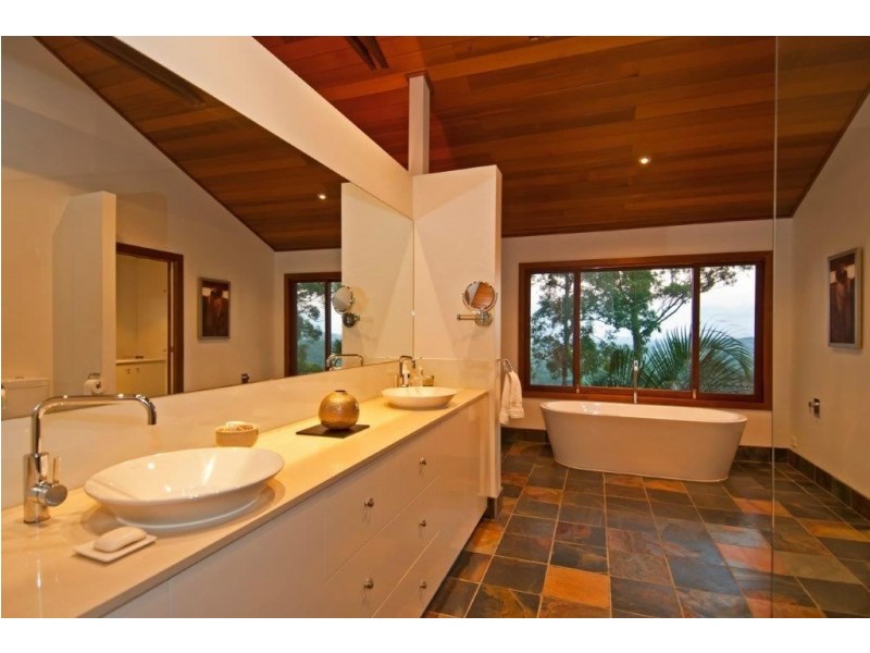 17 Kagoola Drive, Mudgeeraba QLD 4213