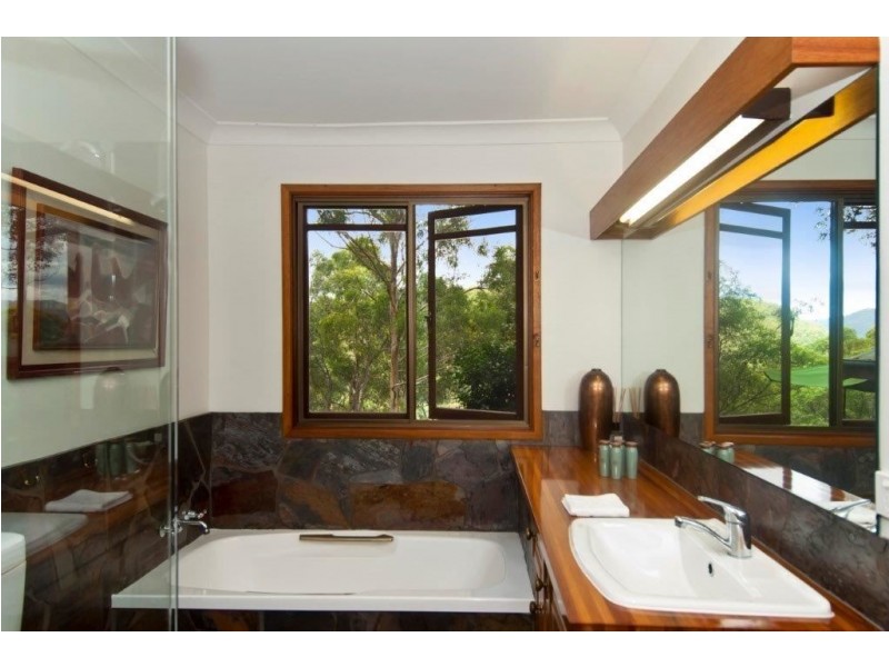 17 Kagoola Drive, Mudgeeraba QLD 4213