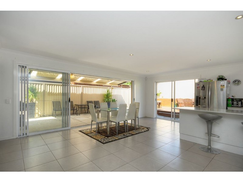 55 Montezuma Drive, Burleigh Waters QLD 4220