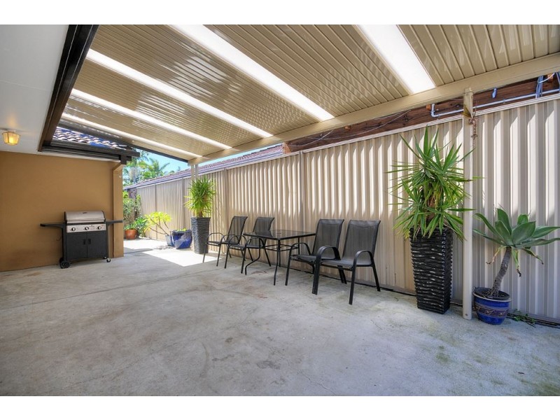 55 Montezuma Drive, Burleigh Waters QLD 4220