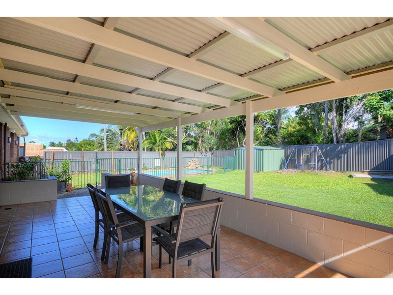 8 Lexington Drive, Worongary QLD 4213