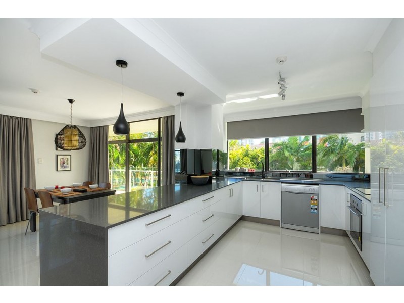 11/33 Thornton Street, Surfers Paradise QLD 4217