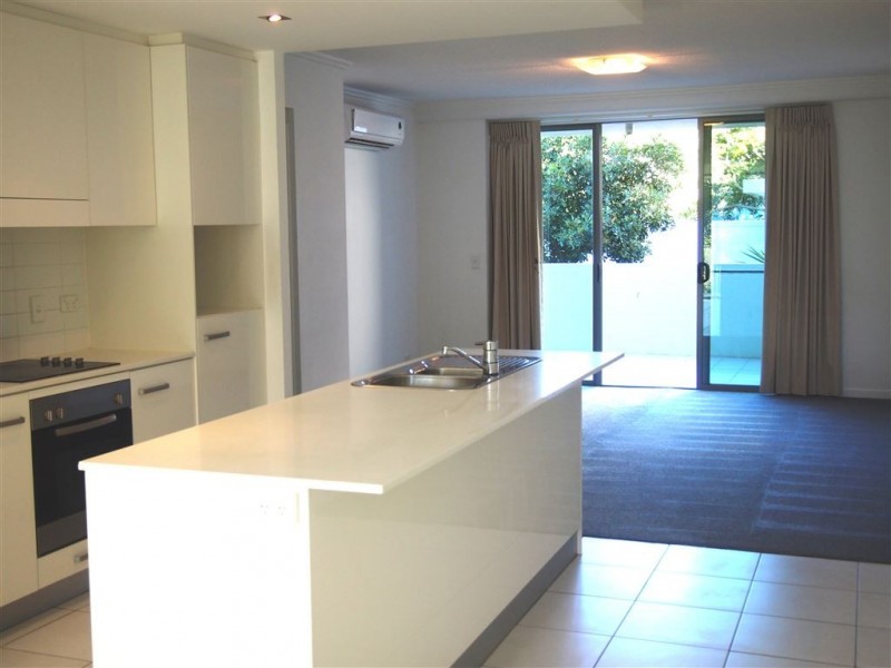 3/2 Gaven Cres, Mermaid Beach QLD 4218