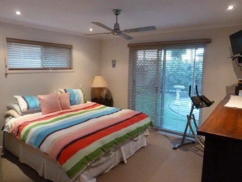 5 Prinia Place, Burleigh Waters QLD 4220