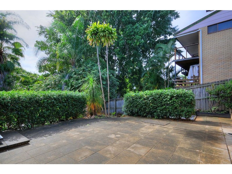 25 Lavinia Street, Southport QLD 4215