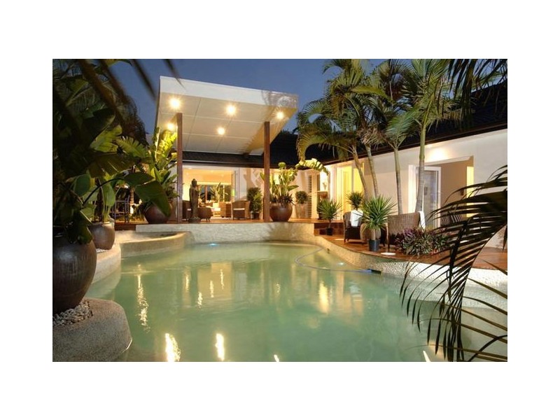 96 Hooker Boulevard, Mermaid Waters QLD 4218