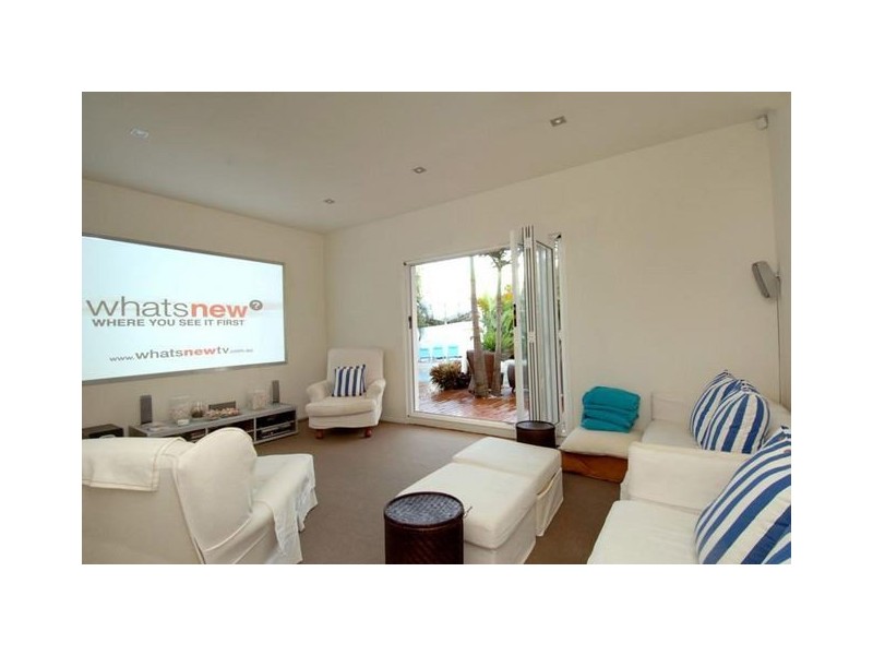 96 Hooker Boulevard, Mermaid Waters QLD 4218