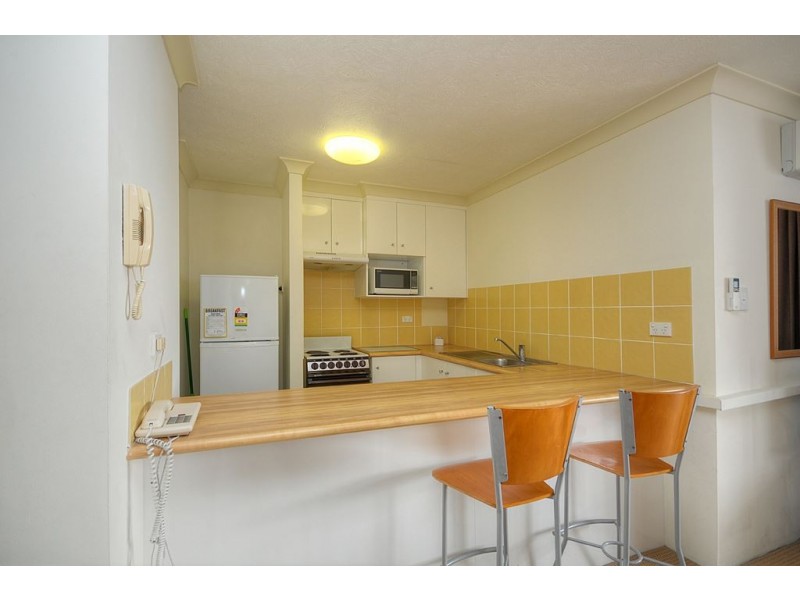 801/8 Albert Avenue, Broadbeach QLD 4218