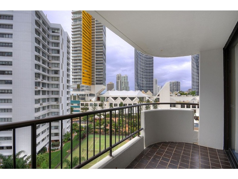 801/8 Albert Avenue, Broadbeach QLD 4218