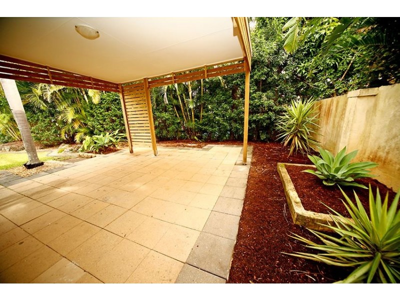 3 Reid Court, Carrara QLD 4211