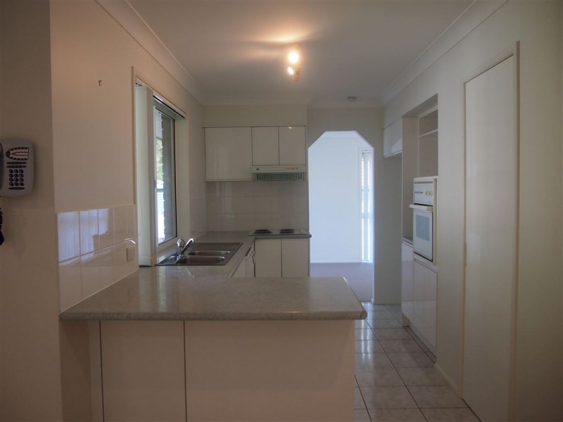 27 Riverpark Drive, Nerang QLD 4211