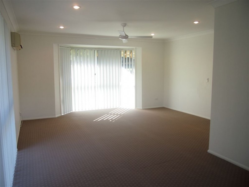 27 Riverpark Drive, Nerang QLD 4211