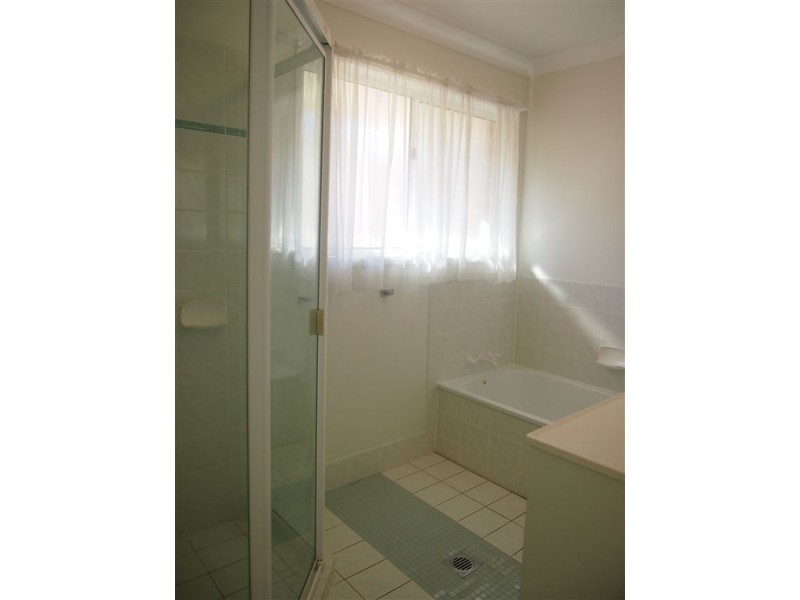 27 Riverpark Drive, Nerang QLD 4211