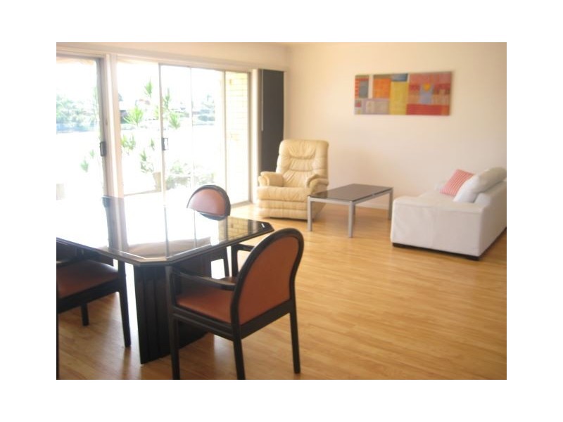 6/20 Aquila Court, Mermaid Waters QLD 4218