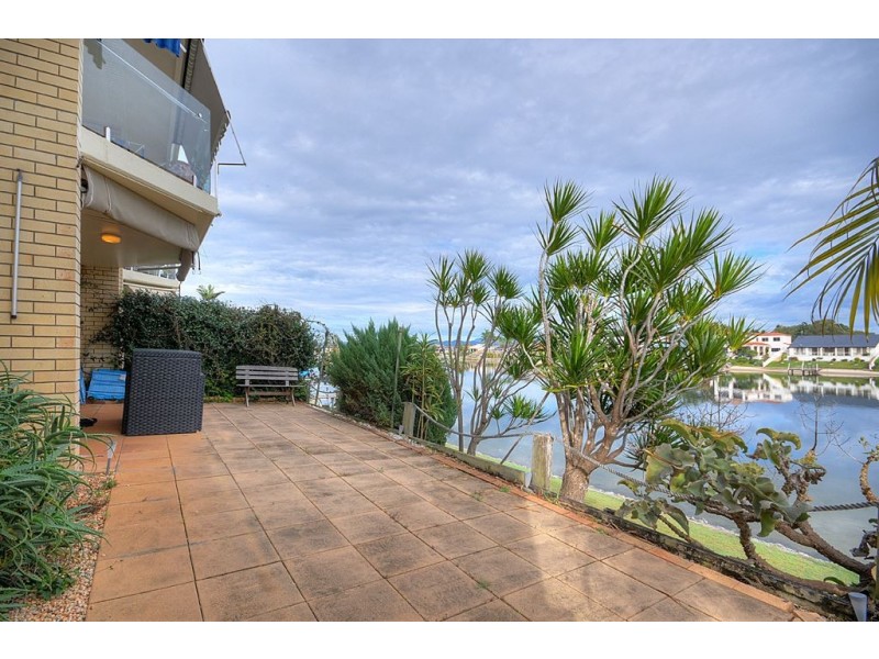 6/20 Aquila Court, Mermaid Waters QLD 4218