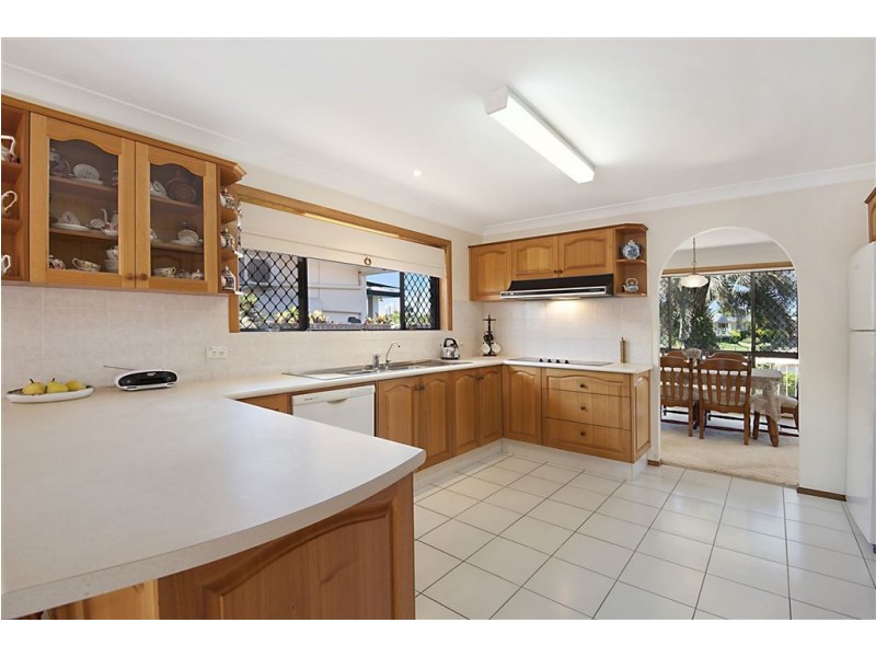 168 Rio Vista Boulevard, Broadbeach Waters QLD 4218