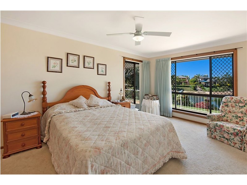 168 Rio Vista Boulevard, Broadbeach Waters QLD 4218