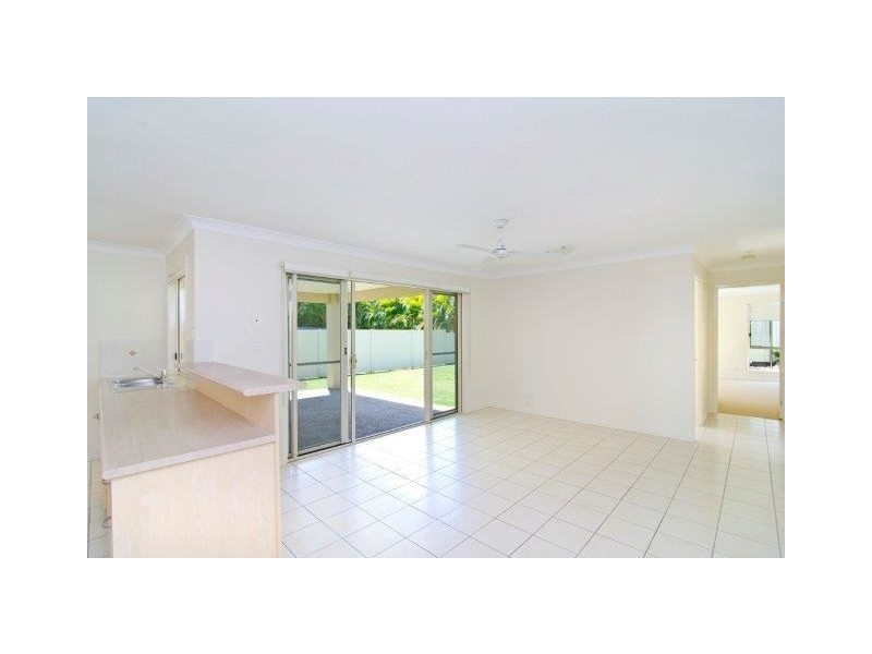 101 Tiger Dr, Arundel QLD 4214