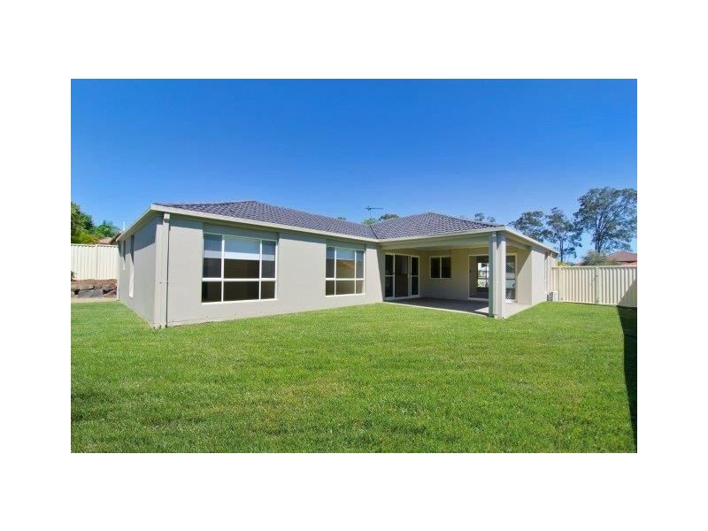 101 Tiger Dr, Arundel QLD 4214
