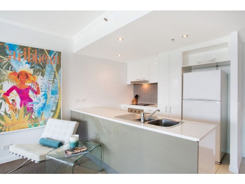 2216/33 T E Peters Drive, Broadbeach QLD 4218