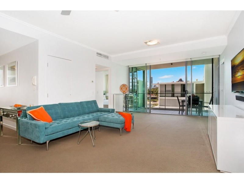 2216/33 T E Peters Drive, Broadbeach QLD 4218