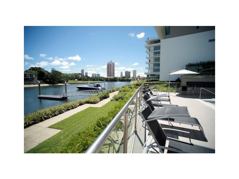2216/33 T E Peters Drive, Broadbeach QLD 4218