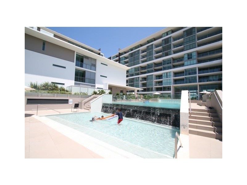 2216/33 T E Peters Drive, Broadbeach QLD 4218