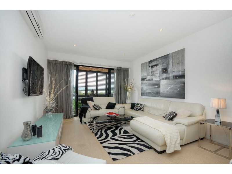 30/310 Easthill Drive, Robina QLD 4226