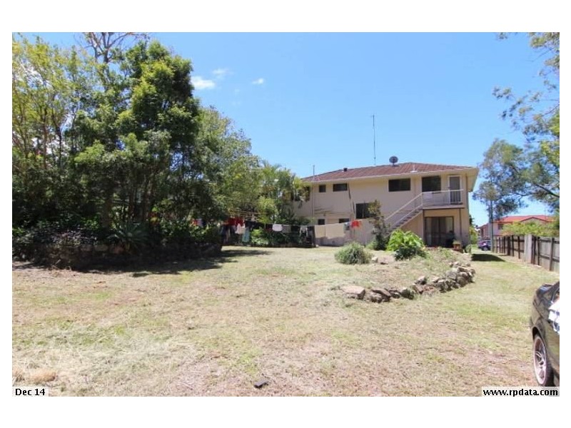 4 Blake Street, Southport QLD 4215