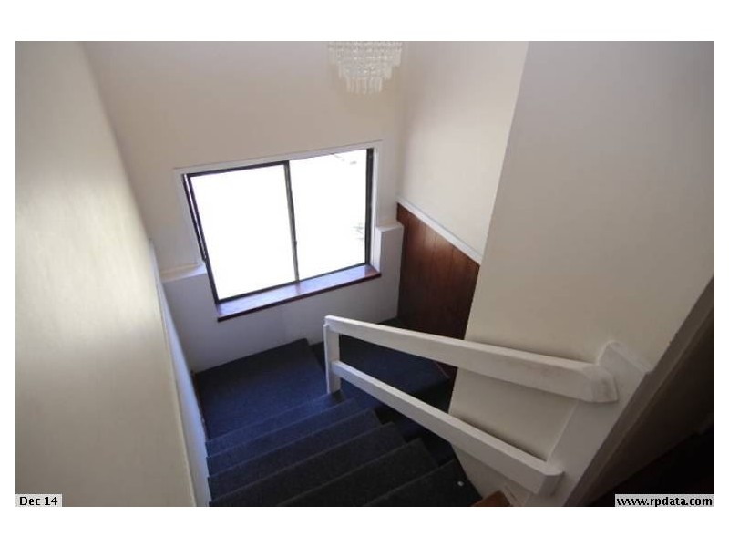 4 Blake Street, Southport QLD 4215