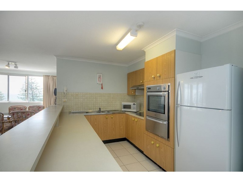 24/155 Old Burleigh Road, Broadbeach QLD 4218