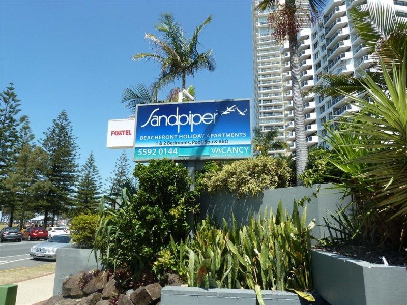 24/155 Old Burleigh Road, Broadbeach QLD 4218