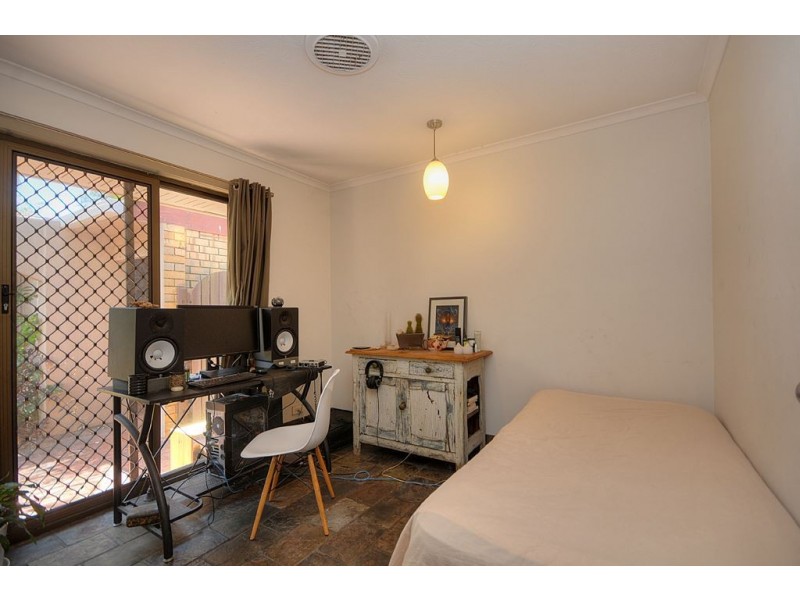 9 Metricup Court, Mermaid Waters QLD 4218