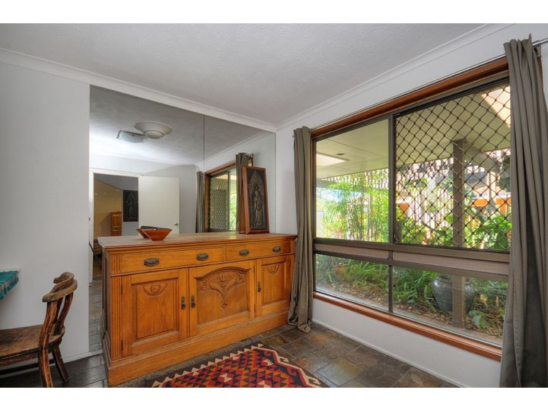 9 Metricup Court, Mermaid Waters QLD 4218