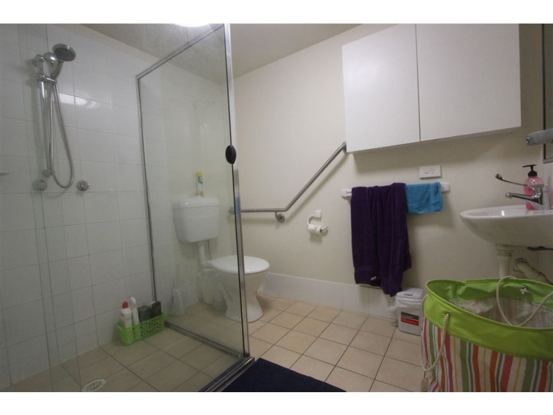 24/129 Currumburra Road, Ashmore QLD 4214