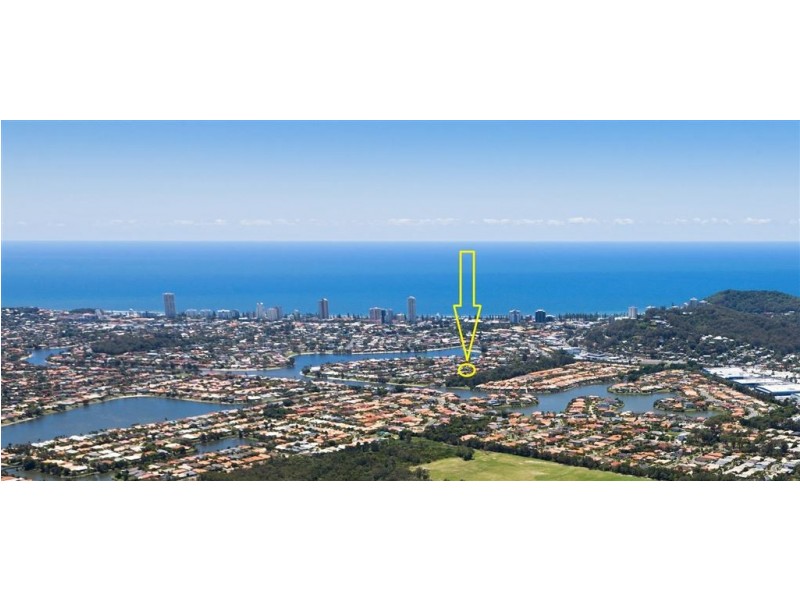 151 Acanthus Avenue, Burleigh Waters QLD 4220