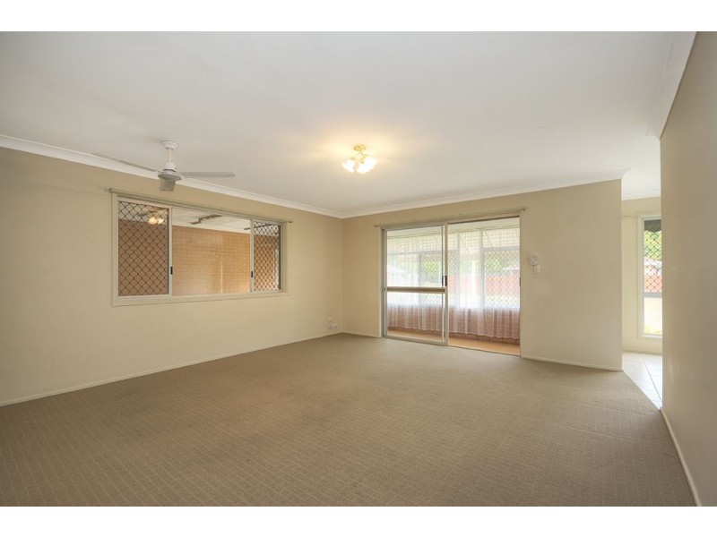 151 Acanthus Avenue, Burleigh Waters QLD 4220