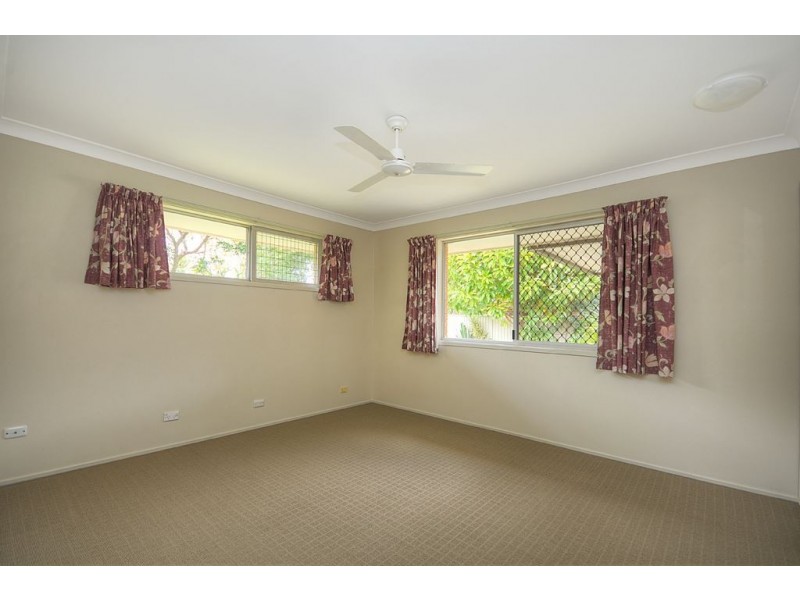151 Acanthus Avenue, Burleigh Waters QLD 4220