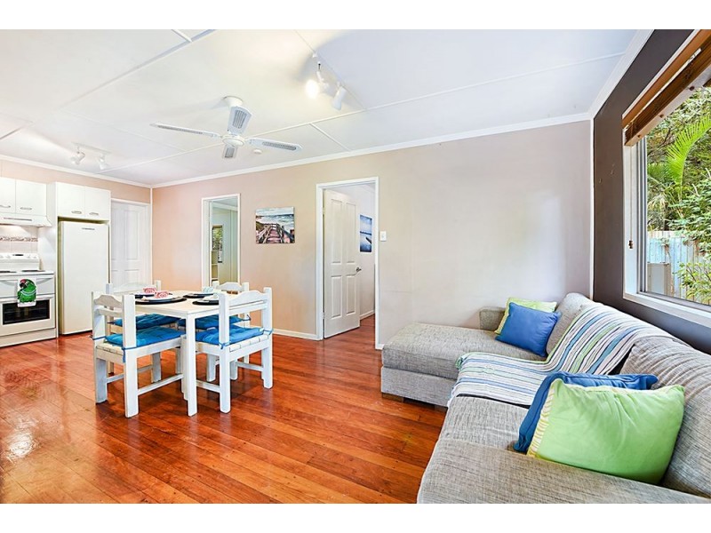 28A Harris Street, Labrador QLD 4215