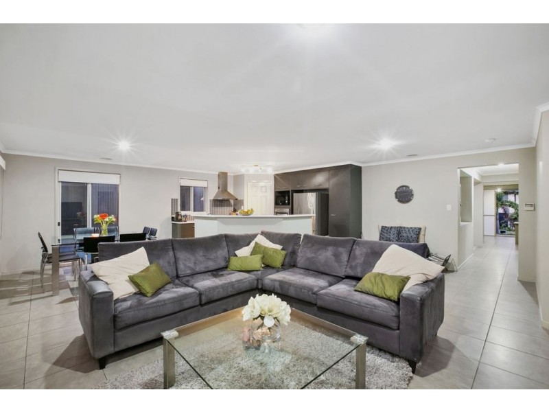 40 Kelsey Circuit, Nerang QLD 4211