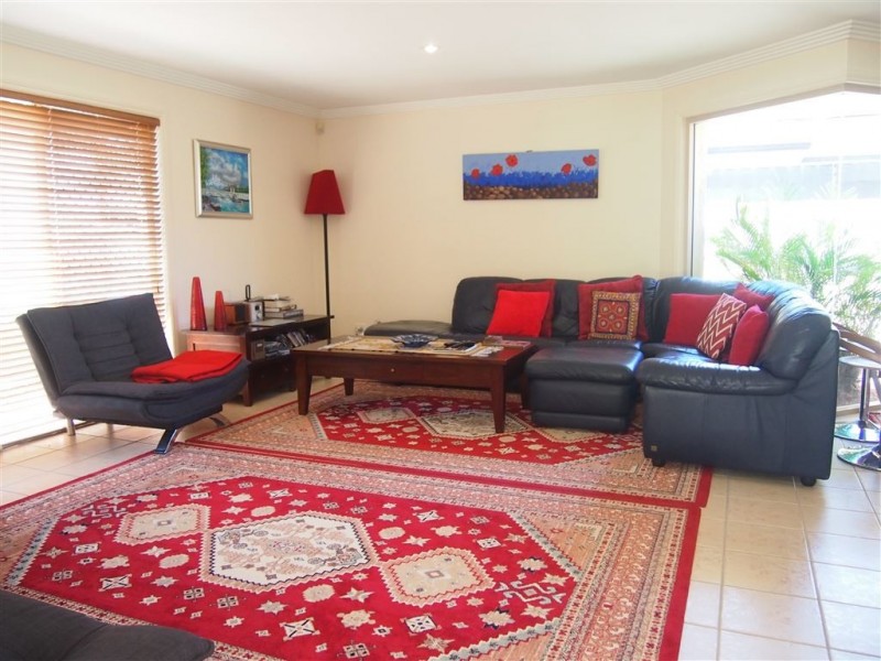 54 Sir Bruce Small Boulevard, Benowa QLD 4217