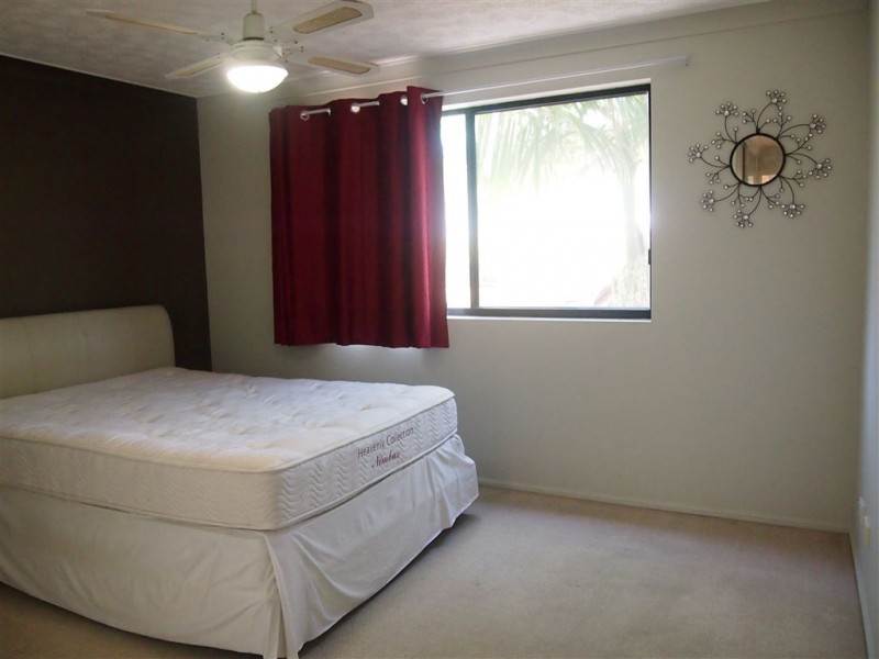 8/12-14 Monaco Street, Broadbeach QLD 4218