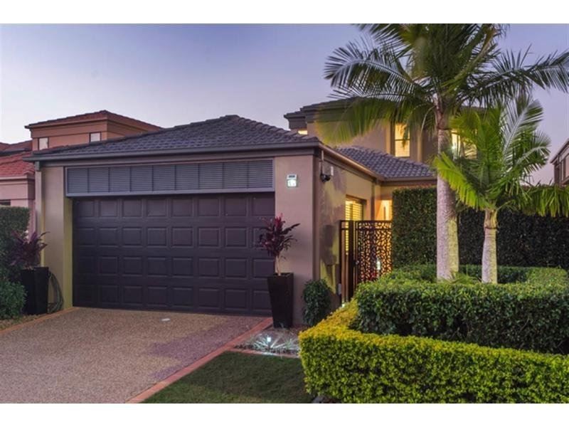 516 Oyster Cove Promenade, Helensvale QLD 4212
