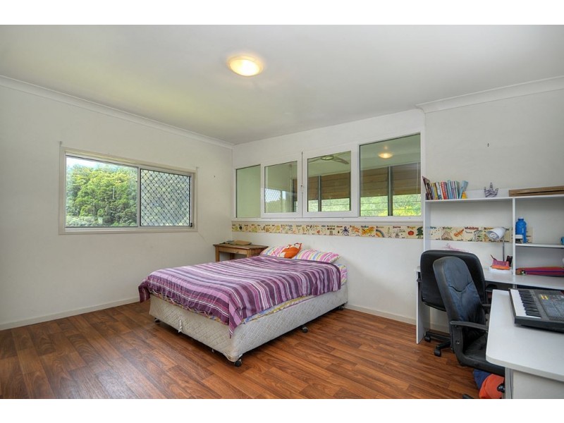 98 Rusty Court, Tallebudgera Valley QLD 4228