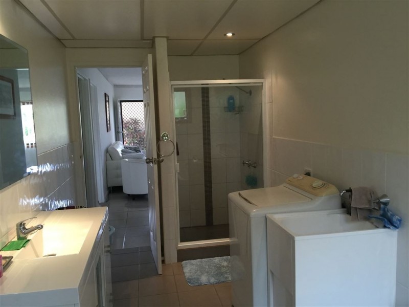 1/2 Rope Court, Mermaid Waters QLD 4218