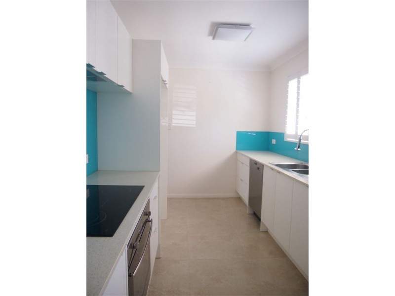 1/27 Wildwood Court, Surfers Paradise QLD 4217